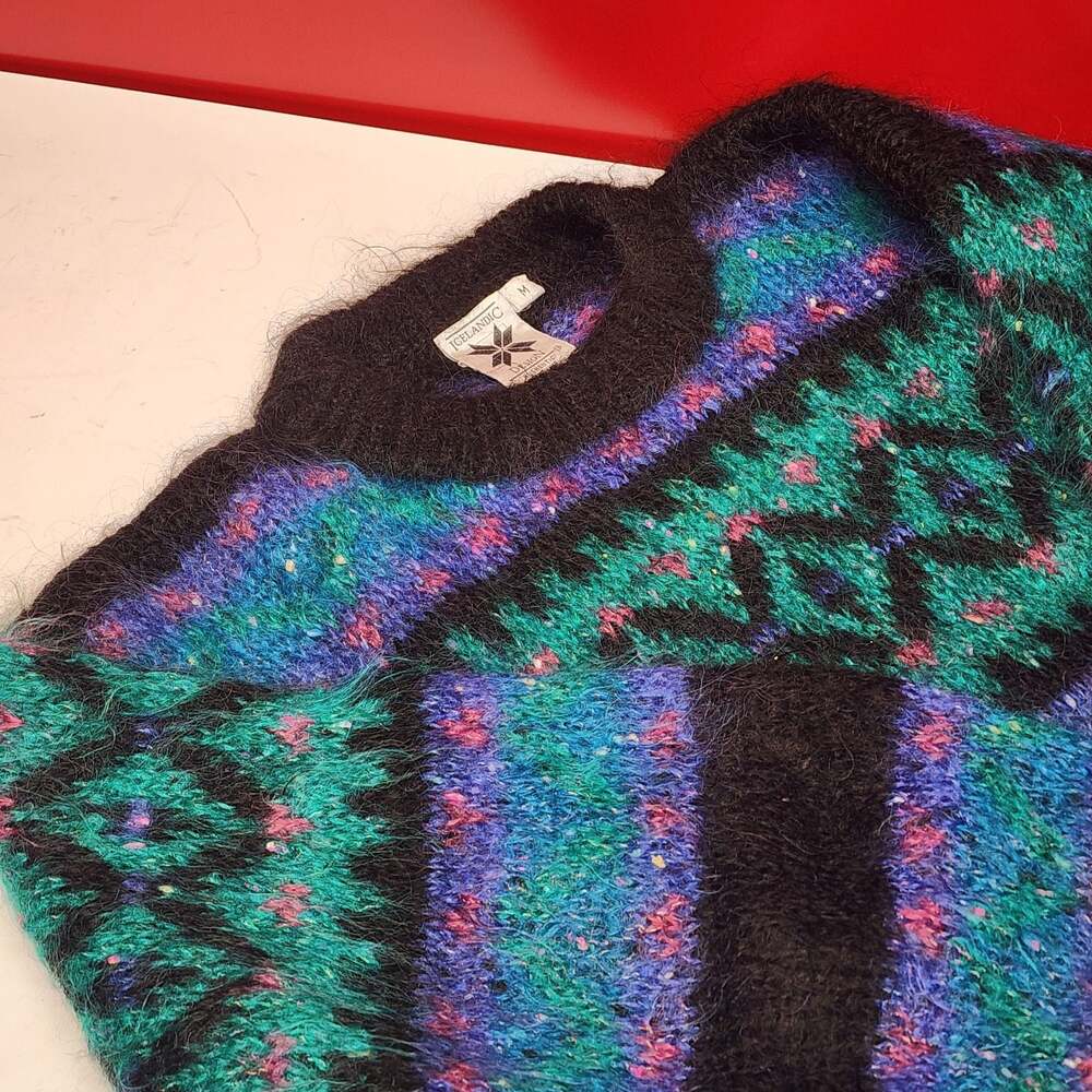 Icelandic Design Vintage Hand-Knit Mohair Wool Blend  Sweater M